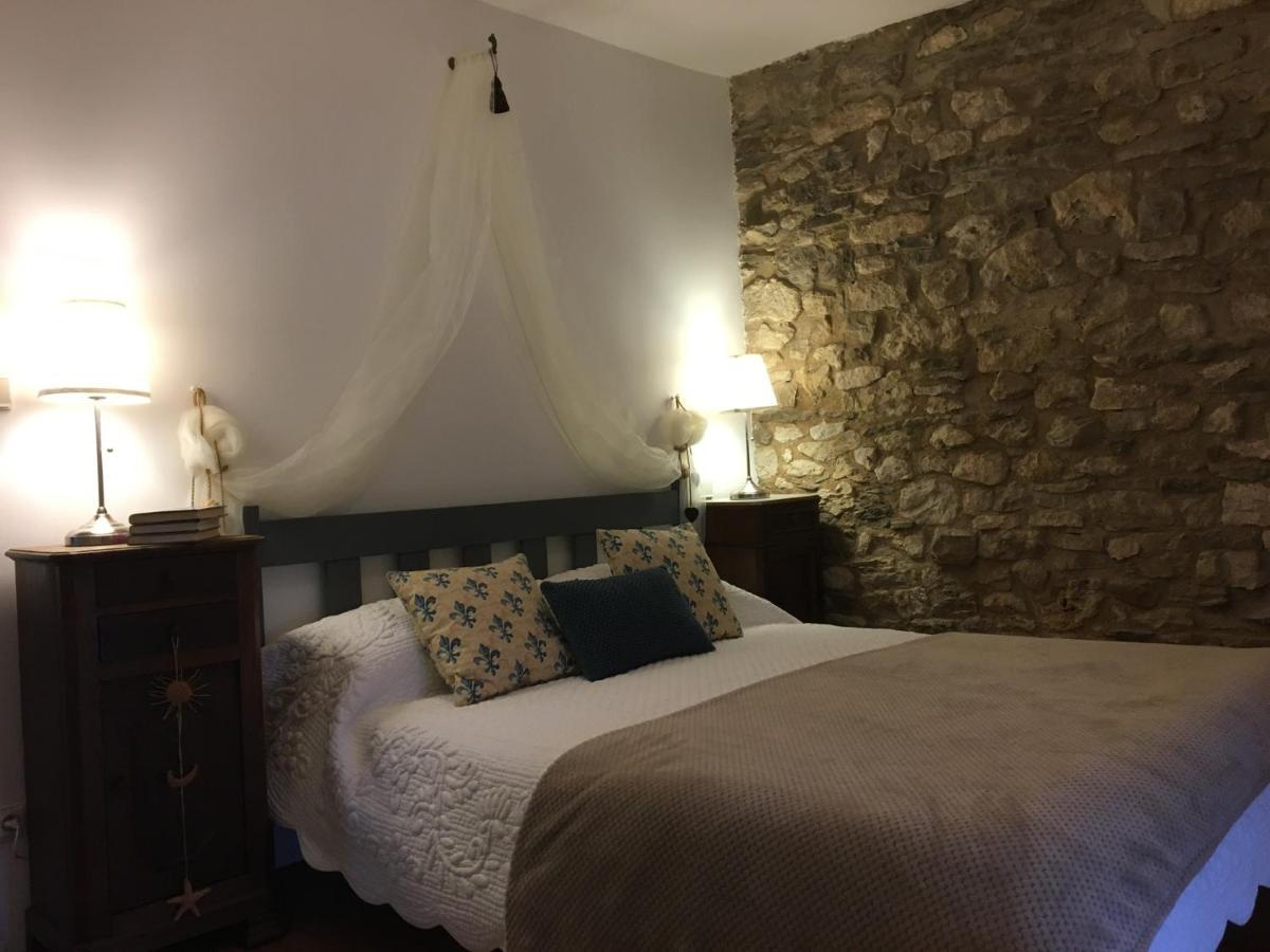 Les Gites Perard Caylus Exterior foto