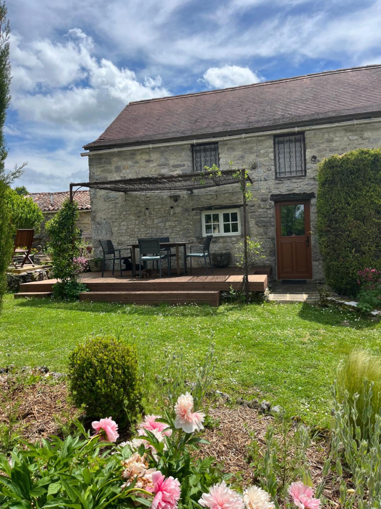 Les Gites Perard Caylus Exterior foto
